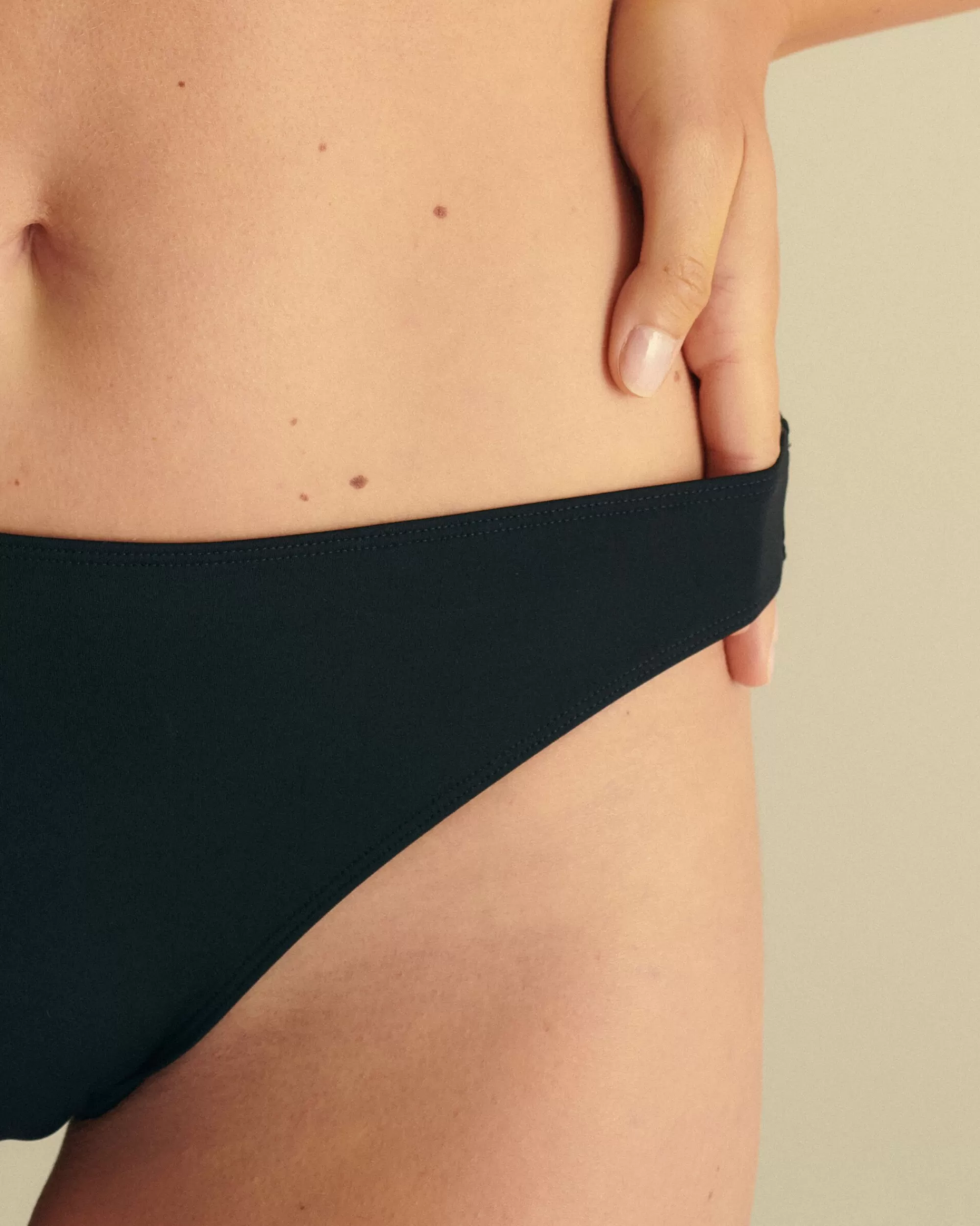 LIVY CULOTTE LOUISE STONE< Les Bas
