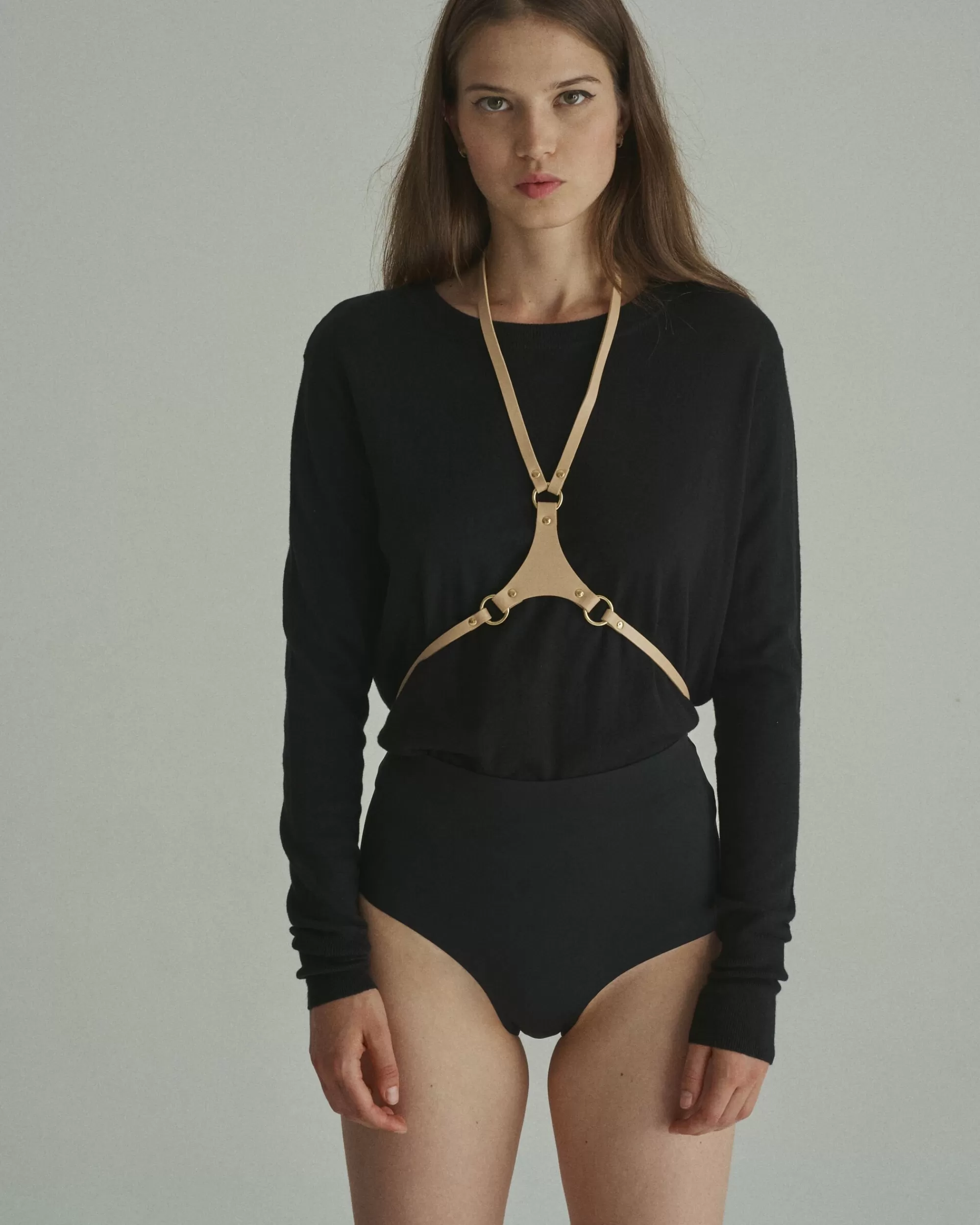 LIVY HARNAIS EN CUIR ABYSSE< Harnais & Serre-Taille