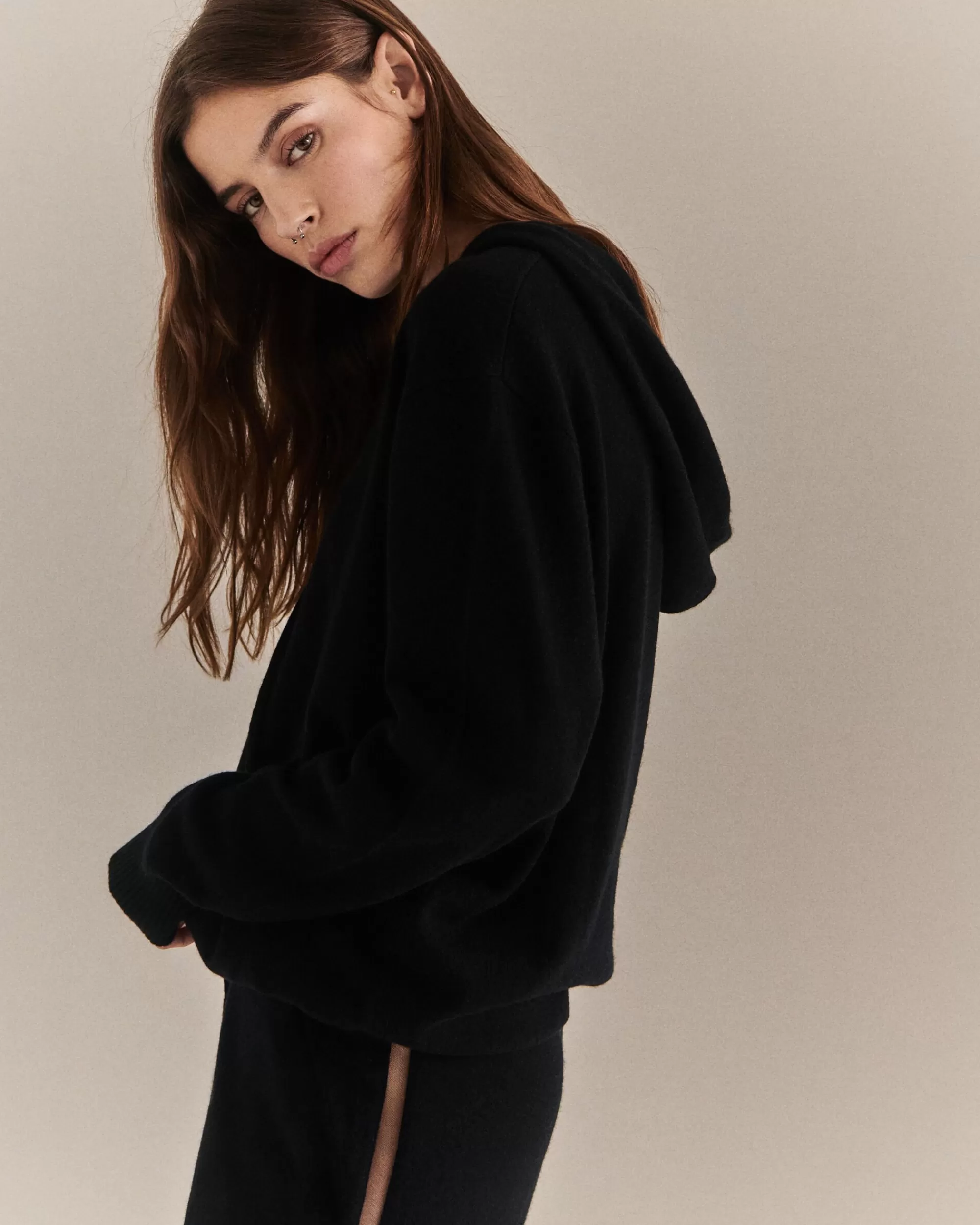 LIVY PULL DAZE< Pullover